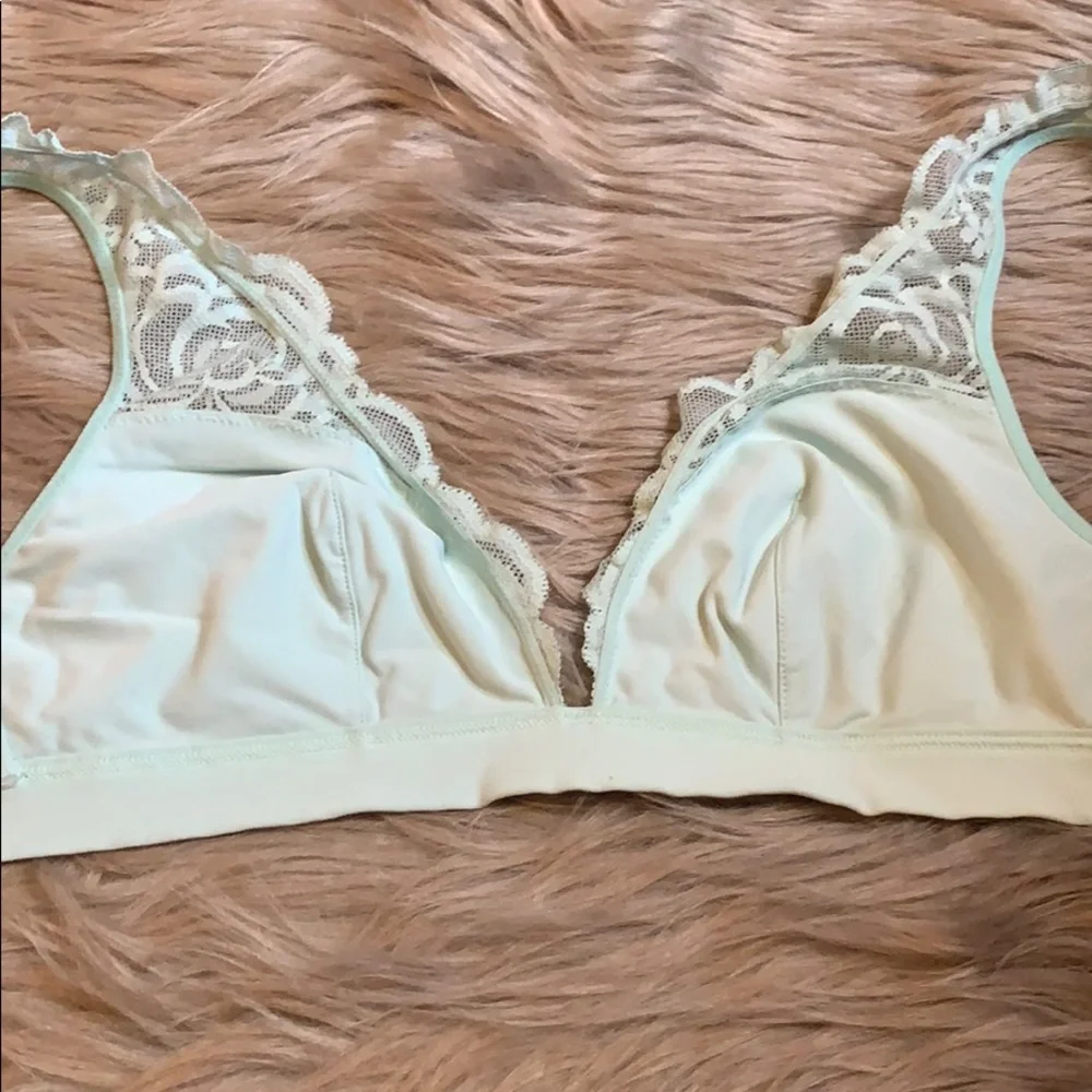 VS PINK Plunge Bralette